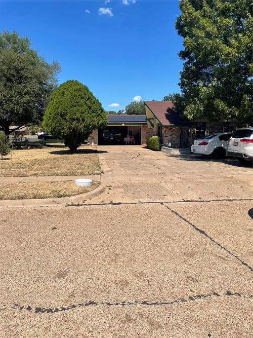1130 Glenwick Ln, Irving, TX, 75060-5148 | Card Image