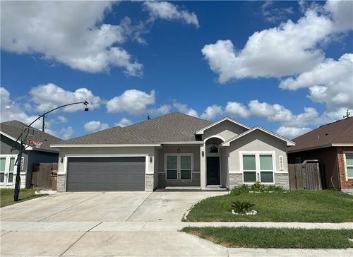 3901 Woodhouse Ln, Corpus Christi, TX, 78414-4458 | Card Image
