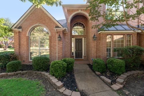 517 Northwood Trl, Southlake, TX, 76092-7427 | Card Image