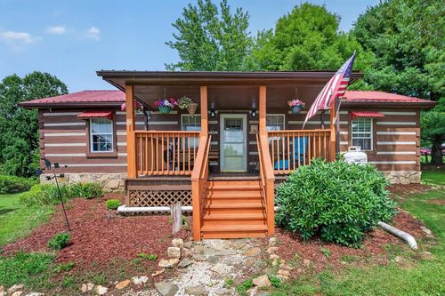 85 Volunteer Ridge Trl, Hillsville, VA, 24343-4990 | Card Image