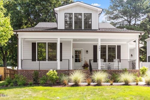 203 Baggett Ave, Raleigh, NC, 27604-2303 | Card Image