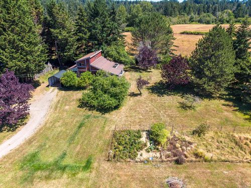 2570 Piercy Rd, Denman Island, BC, V0R1T0 | Card Image