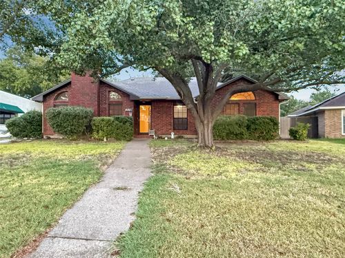 316 N Winding Oaks Drive, Wylie, TX, 75098 | Card Image