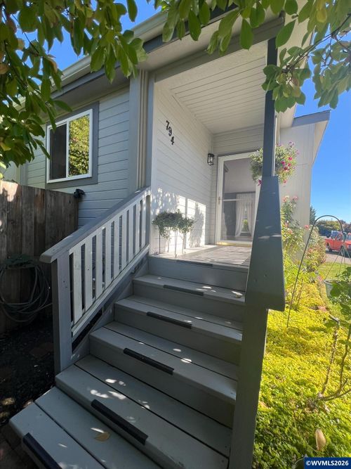 794 S Grice Loop, Jefferson, OR, 97352-8903 | Card Image