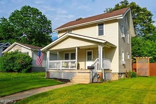 522 Lamont St, Akron, OH, 44305-3708 | Card Image