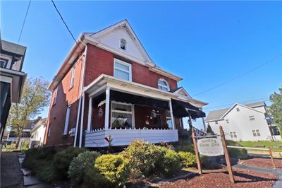 428 N Pittsburgh St, House other with 4 bedrooms, 1 bathrooms and 1 parking in Connellsville PA | Image 1