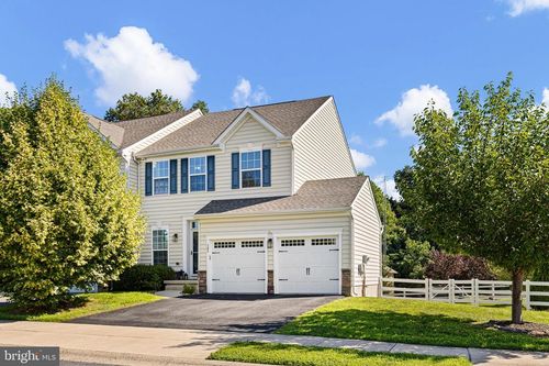 585 Canal Dr, MIDDLETOWN, DE, 19709-9820 | Card Image