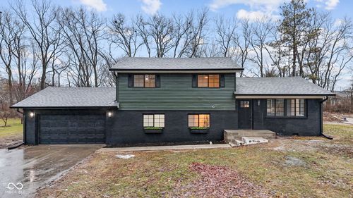 2712 Westleigh Dr, Indianapolis, IN, 46268-2040 | Card Image