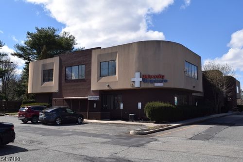 1553 State Route 27, Somerset, NJ, 08873-3980 | Card Image