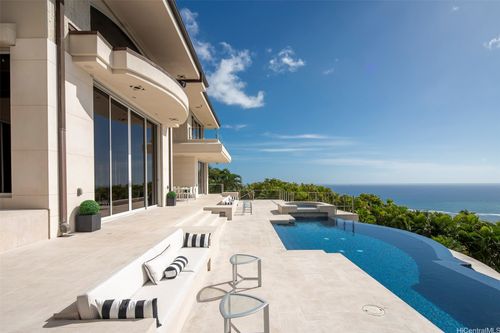 360 Puuikena Dr, Honolulu, HI, 96821-2503 | Card Image