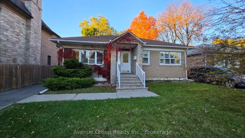 main-82 Caines Ave, North York, ON, M2R2L3 | Card Image
