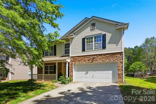 3902 Larkhaven Village Dr, Charlotte, NC, 28215-1007 | Card Image