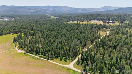 2700 Stonebrook Way, Springdale, WA, 99173 | Card Image