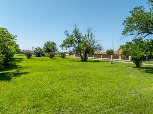 500 E Marrion St, Itasca, TX, 76055-2657 | Card Image