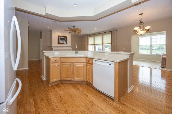 12880 Oxbridge Pl, House other with 3 bedrooms, 3 bathrooms and null parking in Fishers IN | Image 8