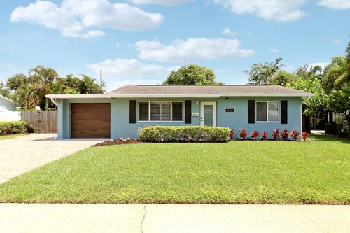 940 Dogwood Rd, North Palm Beach, FL, 33408-4039 | Card Image