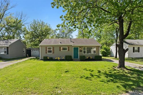 439 N 39th St, Belleville, IL, 62226-5815 | Card Image