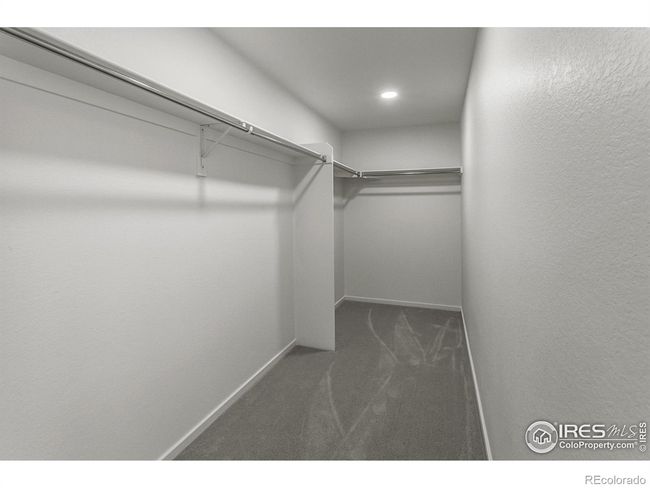 MASTER BEDROOM WALK IN CLOSET | Image 22