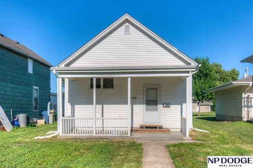 2516 N 18th St, Omaha, NE, 68110-2250 | Card Image