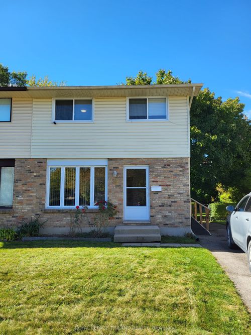 30 Culver Crt, London, ON, N5V3E8 | Card Image