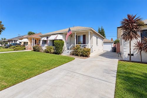 4628 Knoxville Ave, Lakewood, CA, 90713-3223 | Card Image
