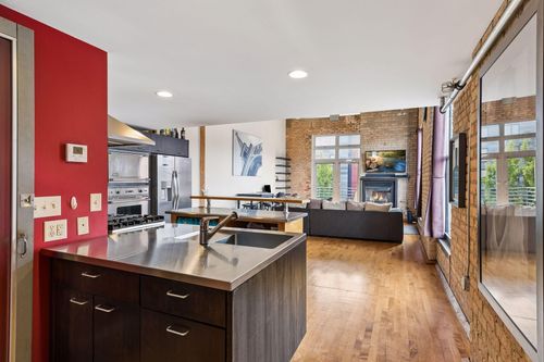 321-801 Washington Ave N, Minneapolis, MN, 55401-4115 | Card Image