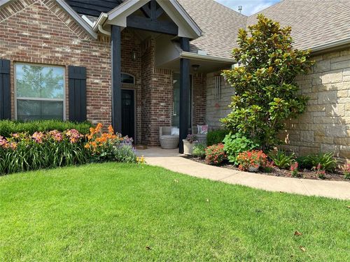 16005 Angie Kaye Ln, Edmond, OK, 73013-1998 | Card Image