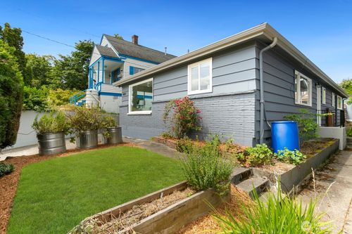 4804 S Othello St, Seattle, WA, 98118-3851 | Card Image