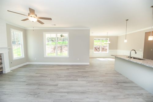 741 Pearson Town Rd, Moore, SC, 29369-9252 | Card Image