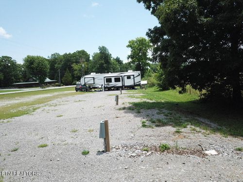 6845 Wassom Memorial Hwy, Grandview, TN, 37337-5853 | Card Image