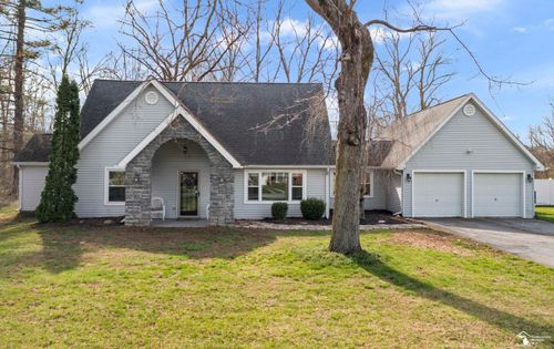 9505 Secor Rd, Temperance, MI, 48182-9432 | Card Image