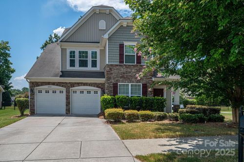 6012 Thorburn Way, Belmont, NC, 28012-7542 | Card Image