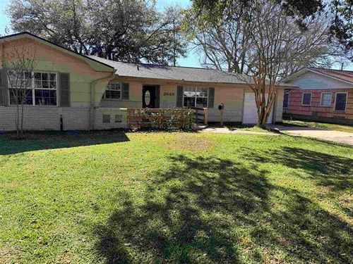2649 Azalea Ln, Groves, TX, 77619-5001 | Card Image