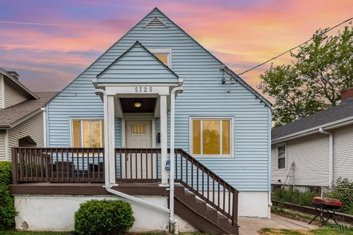 5725 Carthage Ct, Cincinnati, OH, 45212 | Card Image