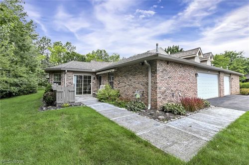 2870 Shakespeare Lane, Avon, OH, 44011 | Card Image
