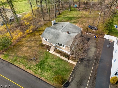 152 Pine Brook Rd, Lincoln Park, NJ, 07035-2802 | Card Image