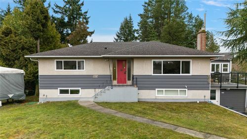 1819 Dunnett Cres, Saanich, BC, V8N2P4 | Card Image