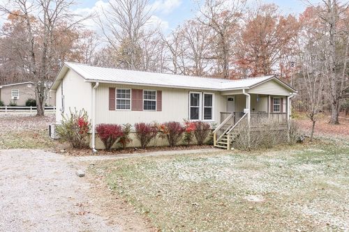 19 Honeysuckle Rd, Pikeville, TN, 37367-6716 | Card Image