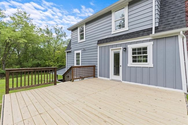 New deck right off the kitchen. Perfect for entertaining. | Image 27