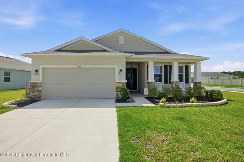 7562 Odessa Ct, BROOKSVILLE, FL, 34613-6395 | Card Image