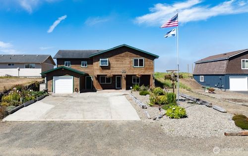 30715 G St, Ocean Park, WA, 98640-5046 | Card Image