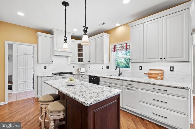 6 Windrose Cir, House other with 5 bedrooms, 3 bathrooms and null parking in DOYLESTOWN PA | Image 7