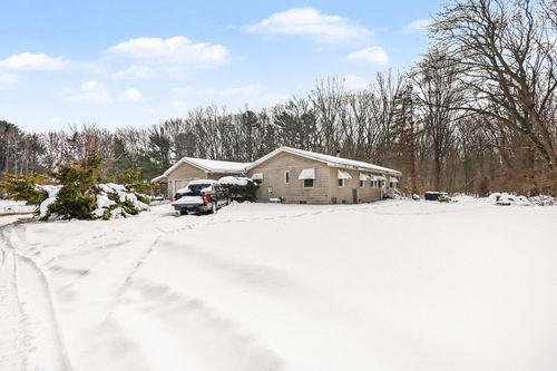 16200 152nd Ave, Spring Lake, MI, 49456-2267 | Card Image