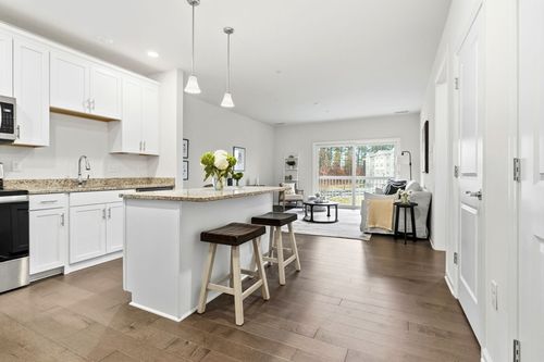 apt-209-230 Martins Lndg, North Reading, MA, 01864-2461 | Card Image