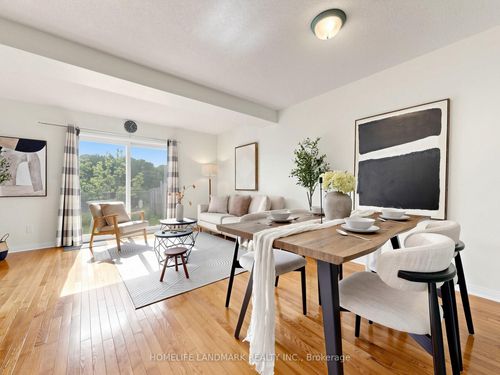 57-119 William Curtis Cir, Newmarket, ON, L3Y8L8 | Card Image