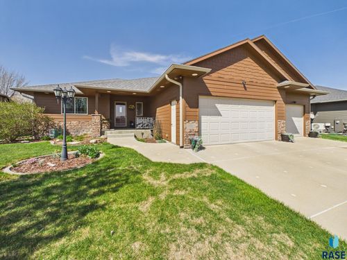 7604 W Lobelia St Street, Sioux Falls, SD, 57106 | Card Image