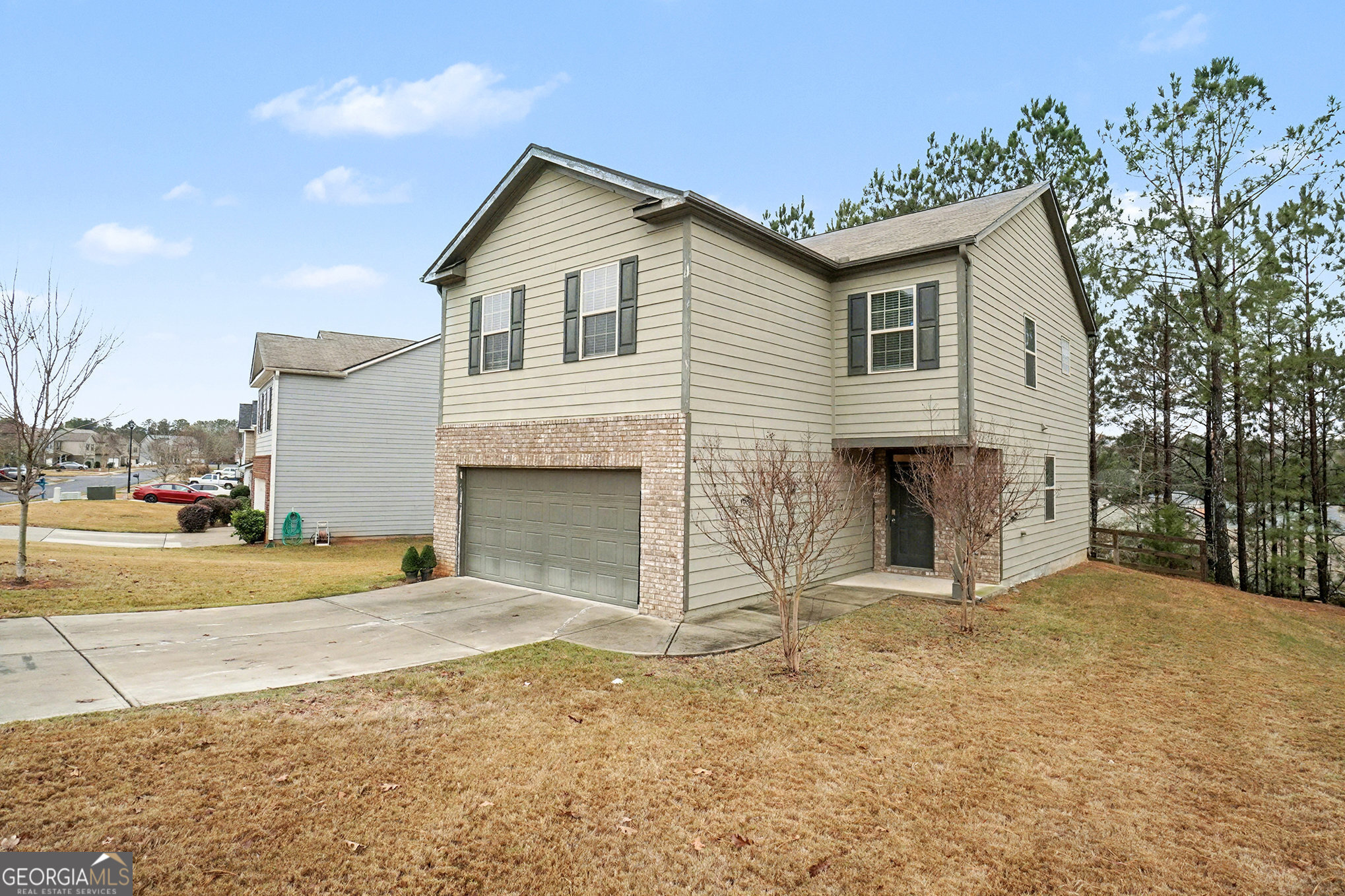 418 Lake Ridge Ln, For Sale in Fairburn - eXp Realty