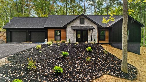 2521 Black Oak Ridge Rd, Sevierville, TN, 37876-0965 | Card Image