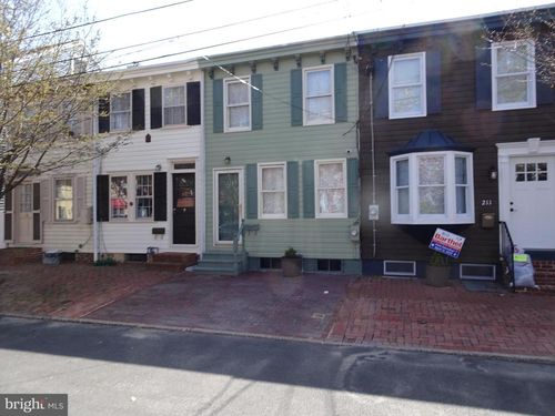 213 2nd St, NEW CASTLE, DE, 19720 | Card Image