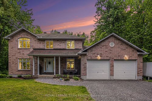 6444 Third Line Rd S, North Gower, ON, K0A2T0 | Card Image
